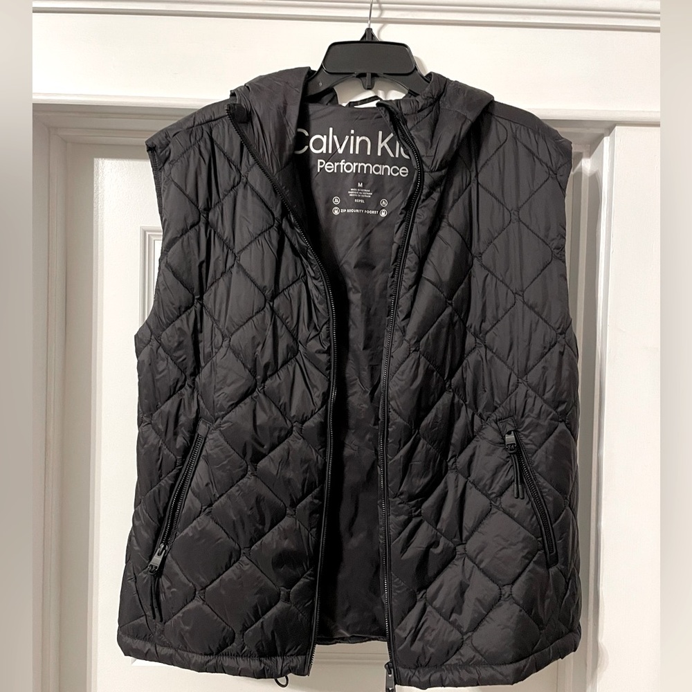 Calvin Klein puffer vest medium